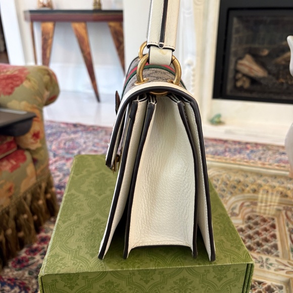 Limited Edition GUCCI White Leather GG Supreme Queen Margaret Pearl/Garnet Bee - Picture 5 of 13